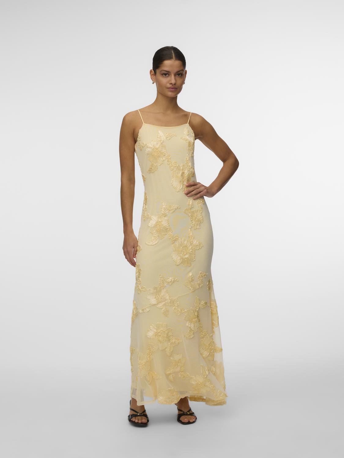 VMQUINN Long Dress - Mellow Yellow - VERO MODA & VILA Bergvik